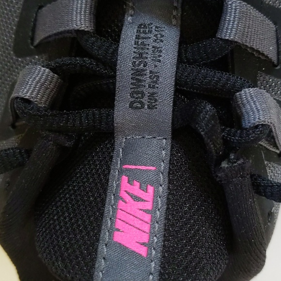 Nike Downshifter Running Sneaker 10 Black Pink - Picture 3 of 16